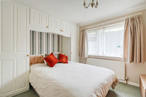 Burlington Grove Dore